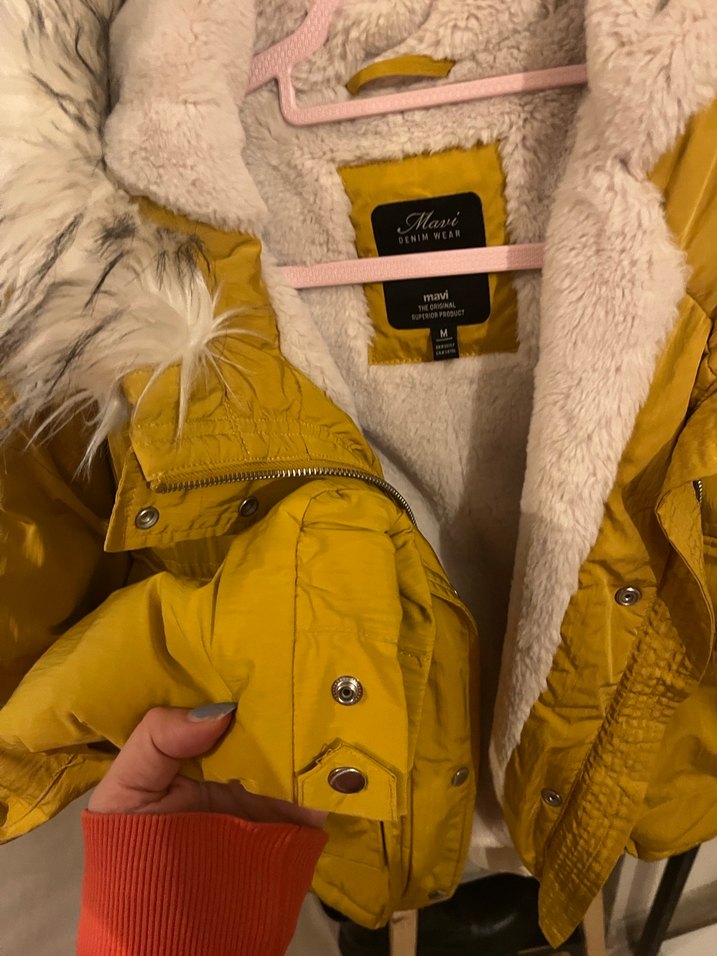 Sarı Kadın Kürklü Kışlık Mont - Görsel 2