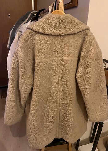 Peluş Detaylı Bej Midi Kadın Kaban - Görsel 2