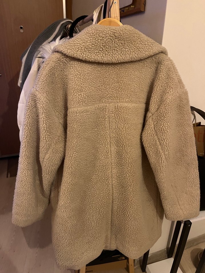 Peluş Detaylı Bej Midi Kadın Kaban - Görsel 2