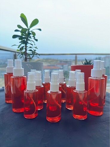 Beden bordo Renk Kantaron yağı 100 ml