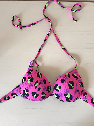 Calzedonia Pembe leopar desenli bikini üstü