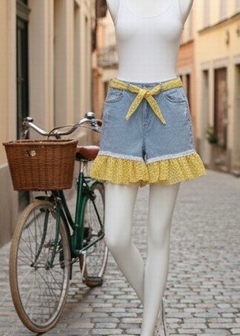 Sarı tül Detaylı Kadın Kot Şort - Görsel 5