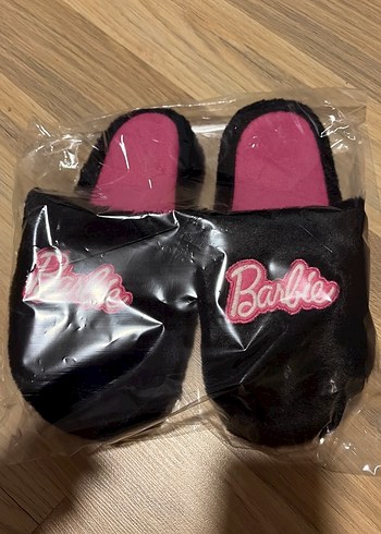 Diğer Barbie Siyah Pelus Terlik