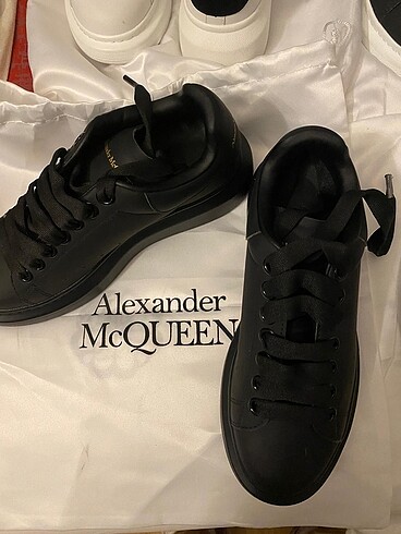 Alexander McQueen Alexander mc queen siyah