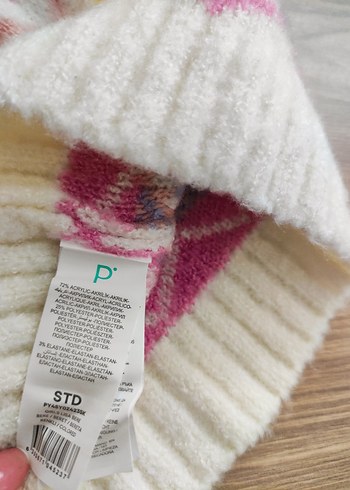 Renkli Ponponlu Örgü Bere - Görsel 4