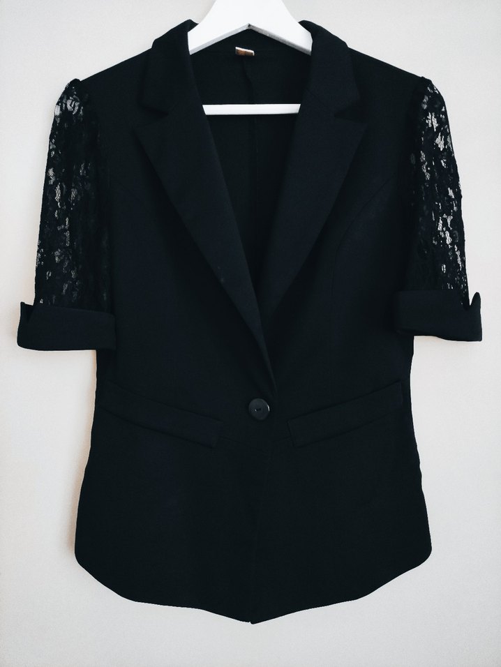 Dantel Detaylı Siyah Kısa Kollu Blazer - Görsel 3