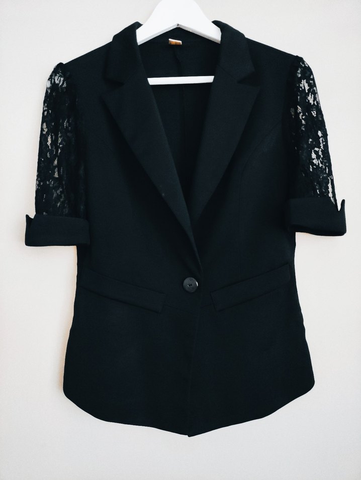 Dantel Detaylı Siyah Kısa Kollu Blazer - Görsel 2