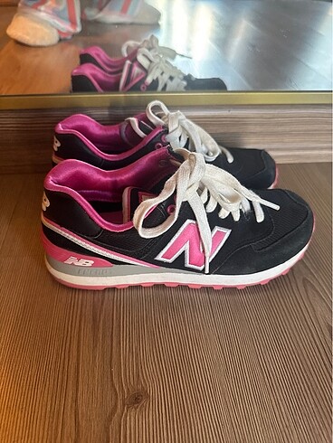 Newbalance spor ayakkabı