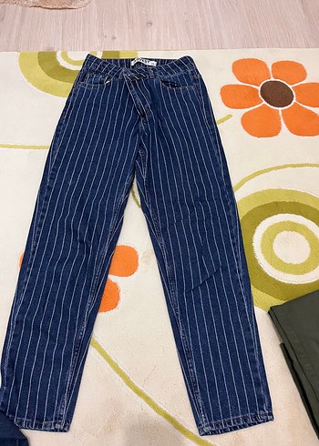 Diğer Lacivert Cizgili Denim Pantolon Siklik Ve Rahatlik Bir Arada
