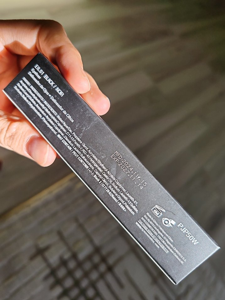 NYX Siyah İnce Uçlu Eyeliner - Görsel 3