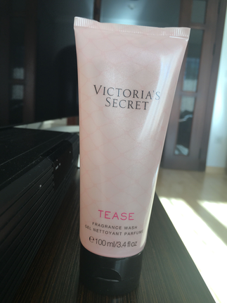 Victoria screet tease wash