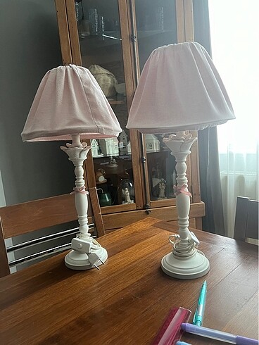 İki adet english home abajur