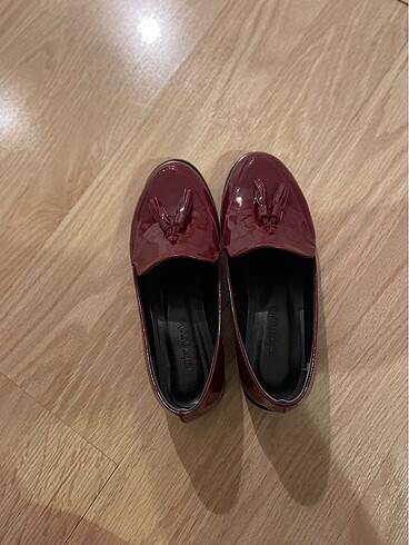 Bordo rugan ayakkabı