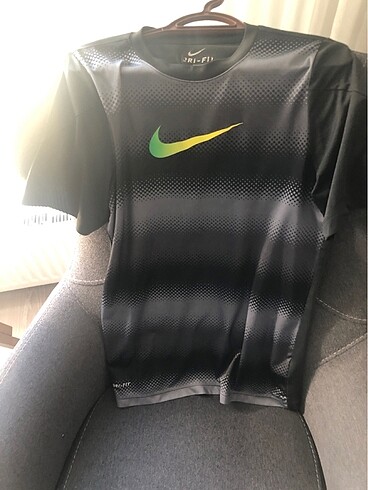 Nike tişört