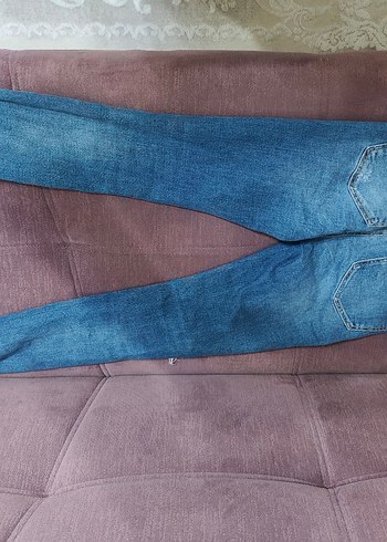 Stradivarius Mavi Denim Dar Kesim Jean