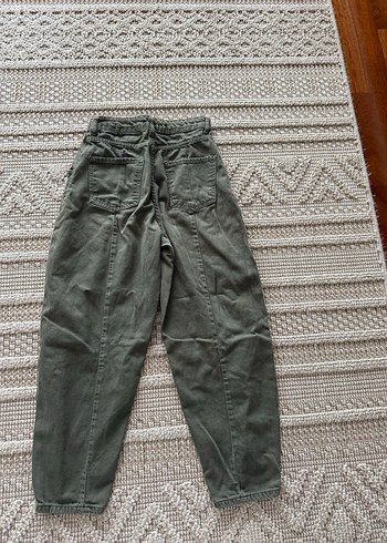 Bol kesim keten kemerli haki pantolon - Görsel 2