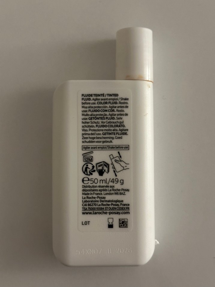 La Roche-Posay Anthelios UVMUNE 400 SPF 50+ Tonlu Güneş Sütü - Görsel 2