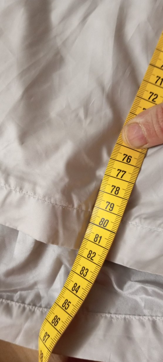 Gri Midi Kadın Yağmurluk Kapüşonlu - Görsel 4