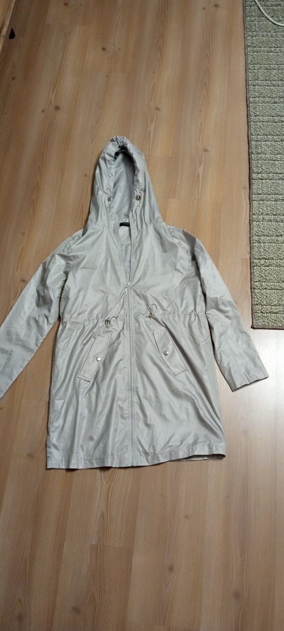 Gri Midi Kadın Yağmurluk Kapüşonlu - Görsel 5