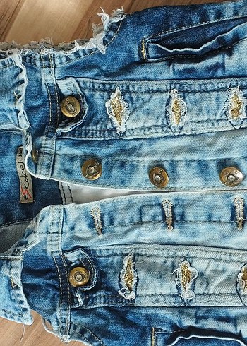 Düğmeli Kolsuz Mavi Mini Kot Ceket - Görsel 2