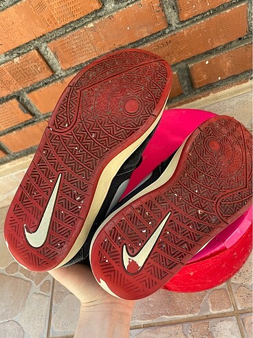38,5 Beden Nike spor ayakkabı