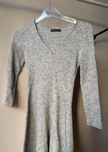 Gri Uzun Kollu V Yaka Triko Elbise - Görsel 2