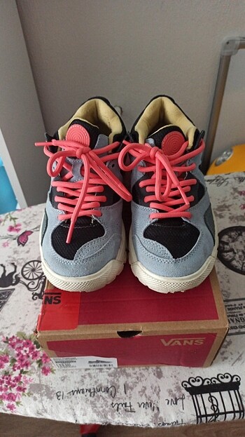 Vans amzn trailhead 37 no