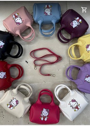 Massimo Dutti Hello Kitty Mini Canta