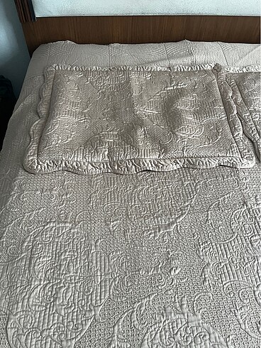  Beden camel Renk Saten Yatak örtüsü