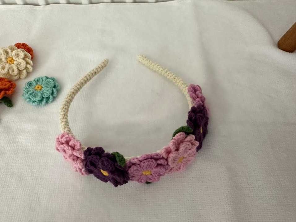 Çiçek Desenli Örgü Bohem Çocuk Tacı - Görsel 2