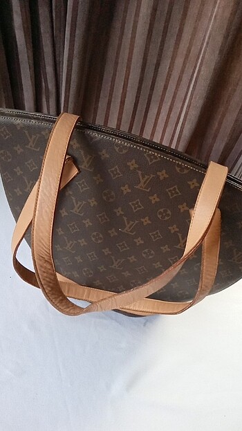 Louis Vuitton Kol çantası