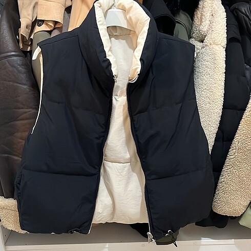 s Beden siyah Renk Bershka çift taraflı şişme yelek