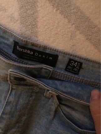 28 Beden BERSHKA JEAN ŞORT