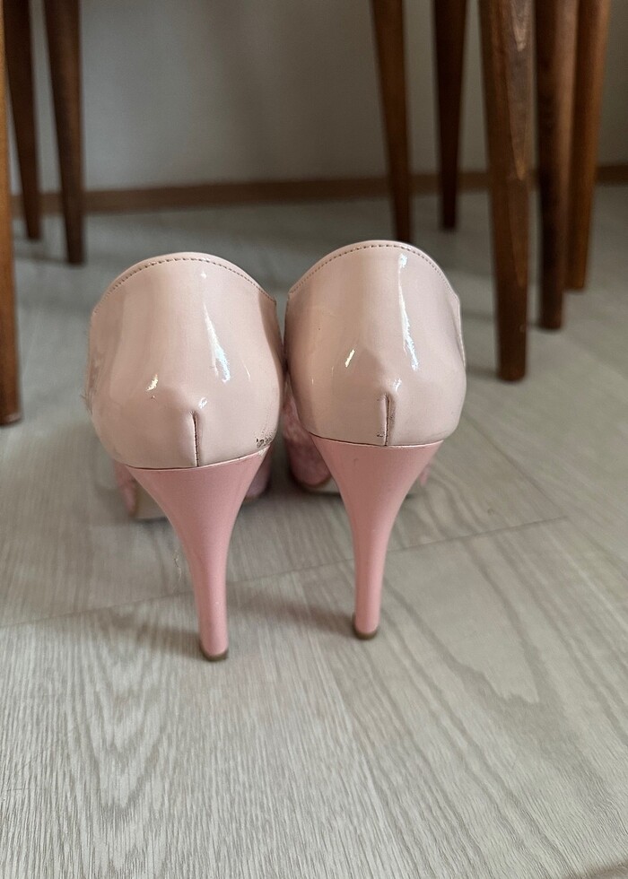Pudra rengi topuklu ayakkabı - Görsel 4