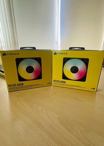 Diğer Corsair RS120 ARGB PC Fanı