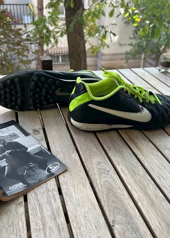 Nike Siyah Hali Saha Futbol Ayakkabisi