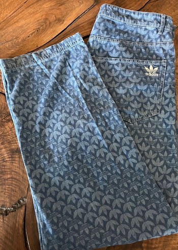 Adidas Monogram Jean Pantolon