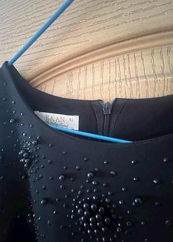 Boncuk Detaylı Siyah Uzun Elbise - Görsel 3