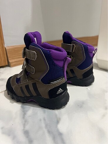 Adidas Adidas çocuk bot