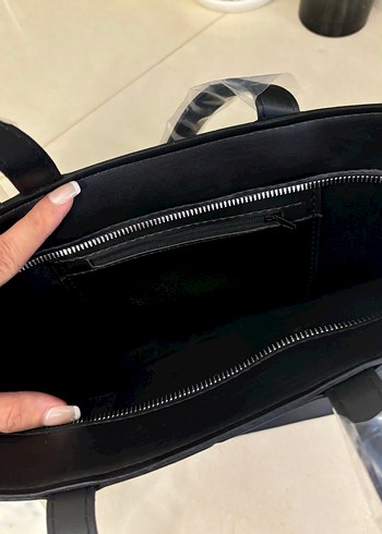  Beden siyah Renk Calvin Klein Siyah Deri Kadın Omuz Çantası