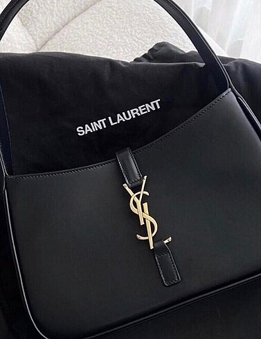  Beden Yves saint laurent kadın siyah çanta