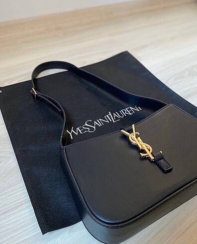 Yves saint laurent kadın siyah çanta
