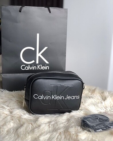 Calvin klein kadın siyah çanta