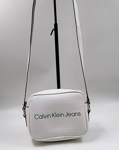 Calvin klein kadın beyaz çanta