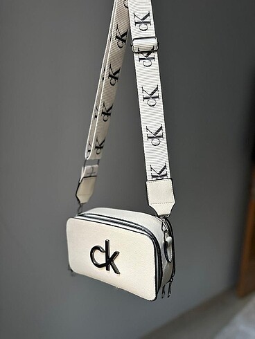 Calvin klein kadın beyaz çanta