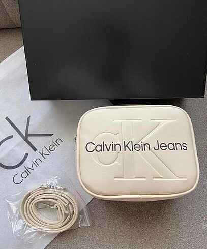 Calvin klein kadın krem çanta