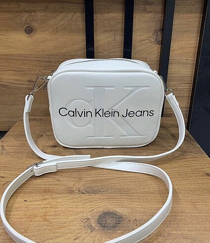 Calvin klein kadın beyaz çanta