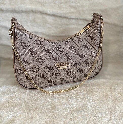 Guess Guess kadın çanta