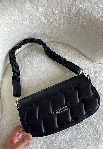 Guess Guess siyah çanta