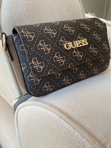 Guess Guess kahverengi çanta